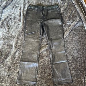 Hot Color!!! New never been worn- DG2 by Diane Gilman Jeans